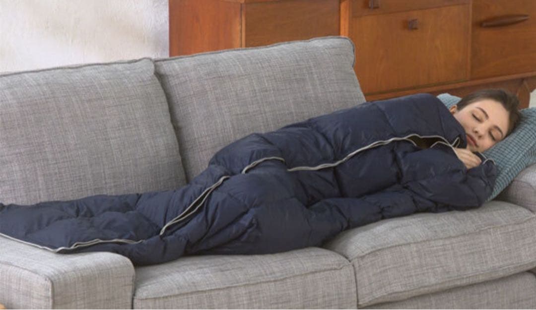 モスコビーリッチダウン 軽い薄いコンパクト防災マルチユースなモバイルダウンキルト