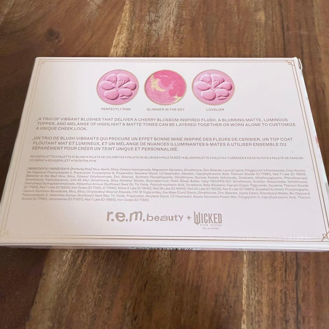 新品✨ r.e.m. beauty WICKED チーク ピンク 限定品 - メルカリ