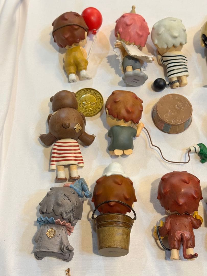 573＊POP MART HIRONO The Other One　フィギア