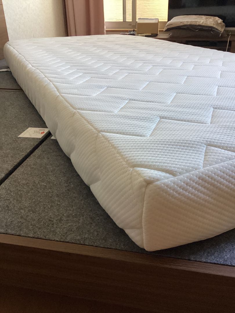 【極美品】雲のやすらぎプレミアム　マットレス　シングルサイズ