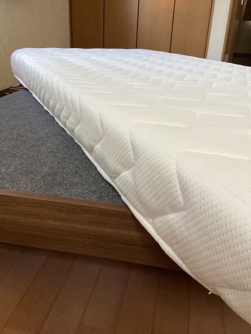 【極美品】雲のやすらぎプレミアム　マットレス　シングルサイズ