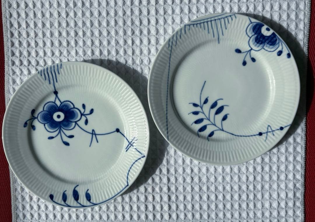 【お値下げ/新品】ブルーフルーテッド メガ 27cm×1 19×2