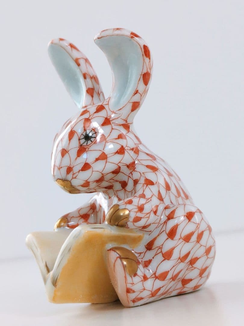 ヘレンド　フィギュリン　リーディングバニー　うさぎ