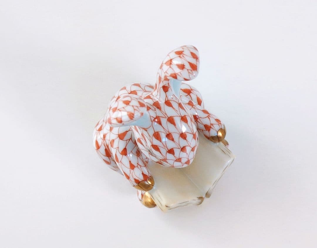 ヘレンド　フィギュリン　リーディングバニー　うさぎ