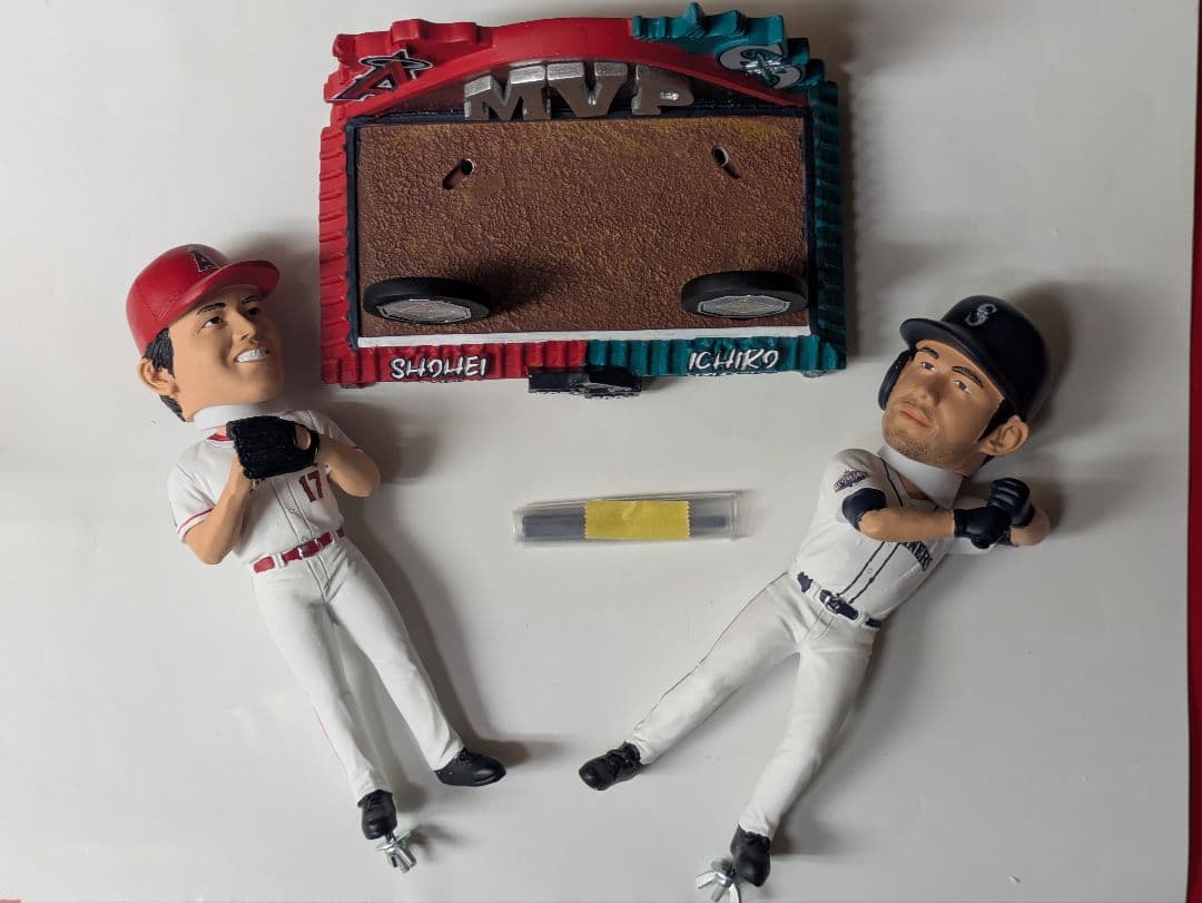 大谷翔平・イチロー　ダブルボブルヘッドフィギュア