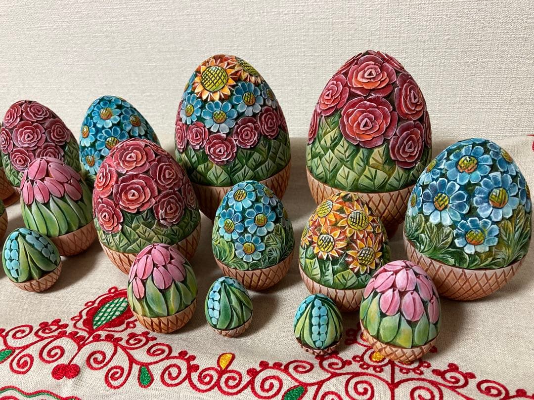 ロシア雑貨☆イースターエッグ型マトリョーシカ5Pフラワーバスケット カービング
