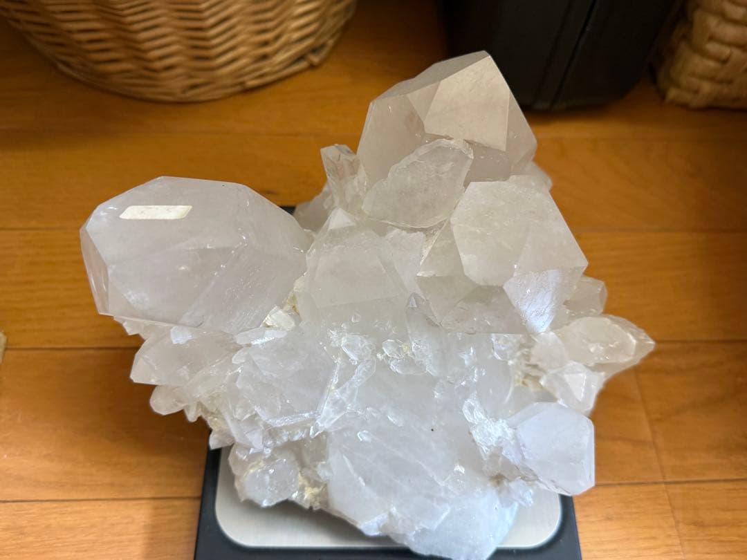 tomokazuです 水晶　クラスター　5188g