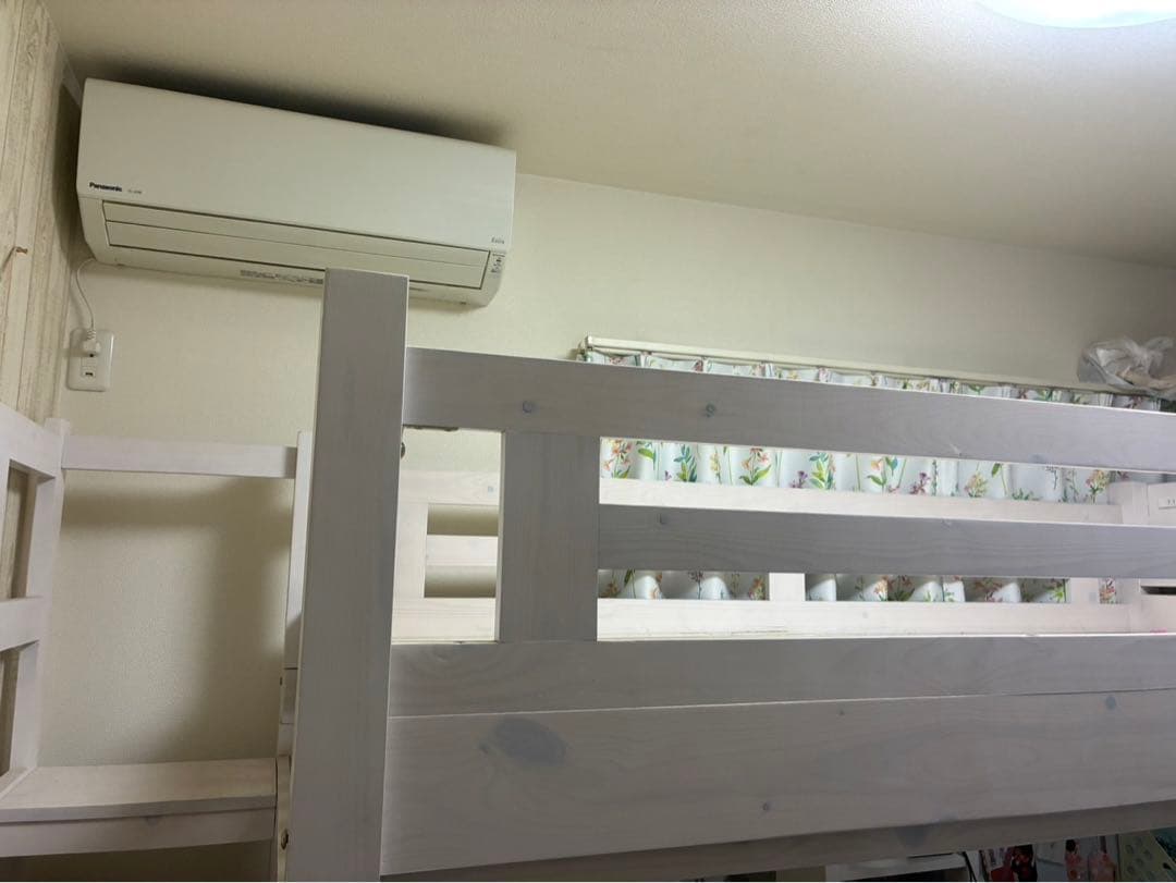 【岡山　引き取り限定】エスパス　階段付き ロフトベッド　階段左右付け替え可能 白