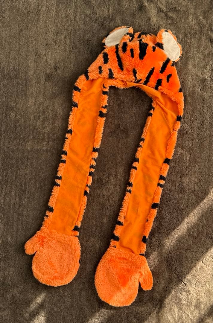 ティガー マフラーキャップ ファンキャップ ディズニー 公式 - メルカリ