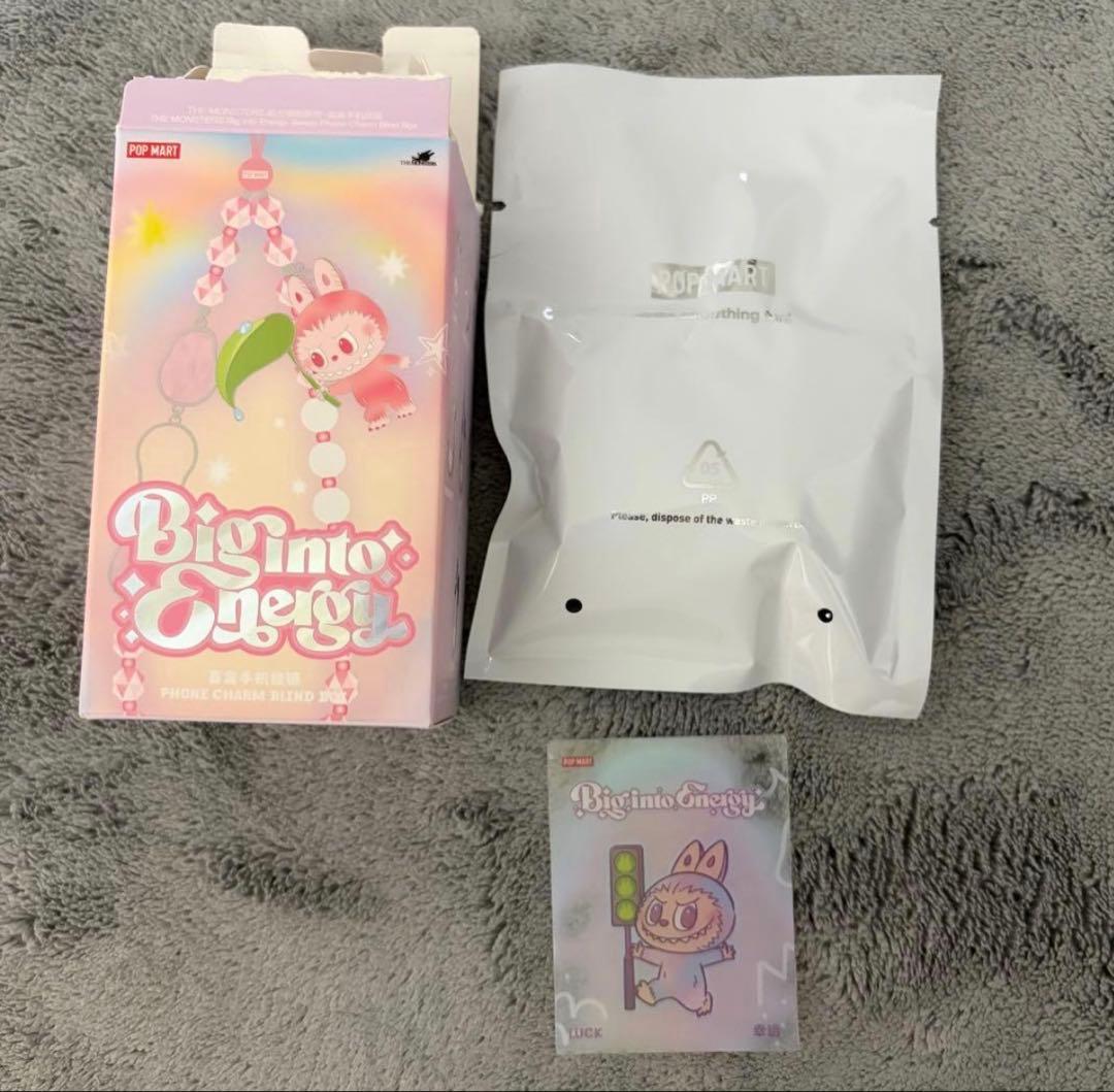 専用ページ 2点LUCK/Crybabyフォンチャームアソートボックス