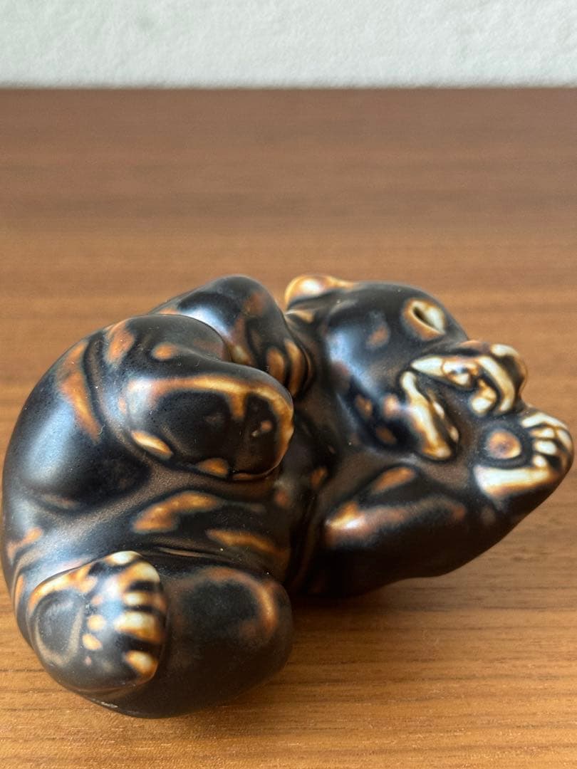 希少1940年代 ロイヤルコペンハーゲン 仰向けの子熊 21432