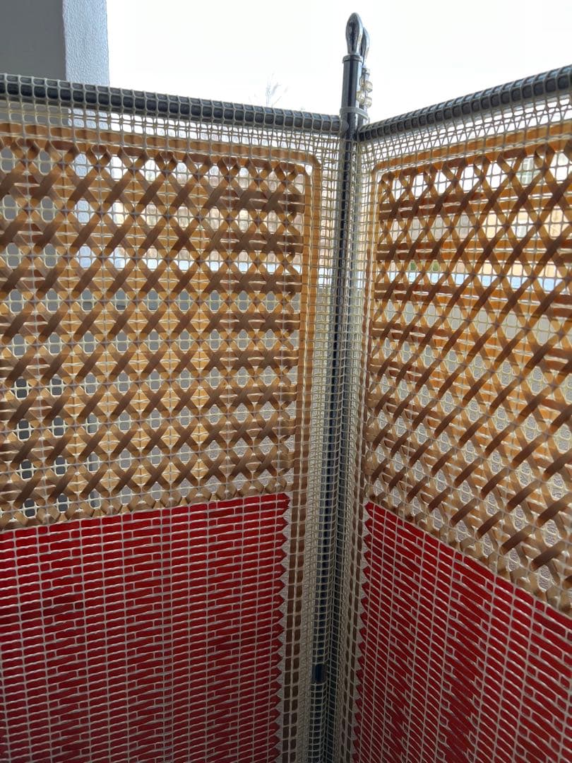 レトロモダン　4つ折りパーテーション 赤ベージュミッドセンチュリー