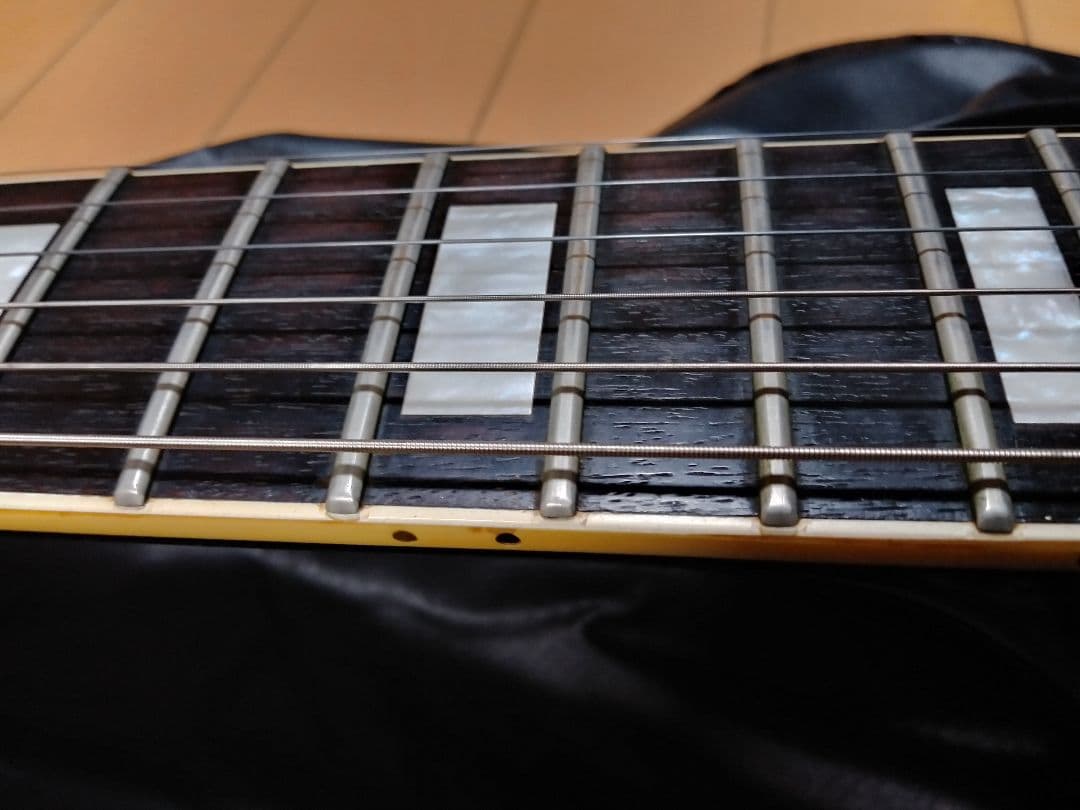 Burny バーニー レスポールカスタムタイプ ダイヤモンドインレイ