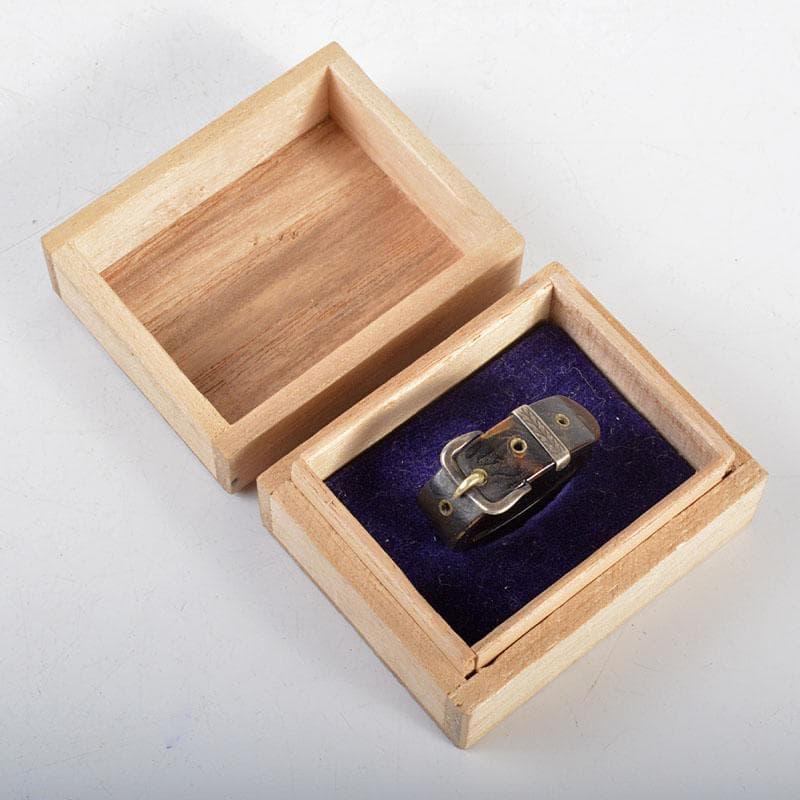 時代提げ物　鼈甲製　銀細工　ベルト型　根付　時代箱付　M　R4328