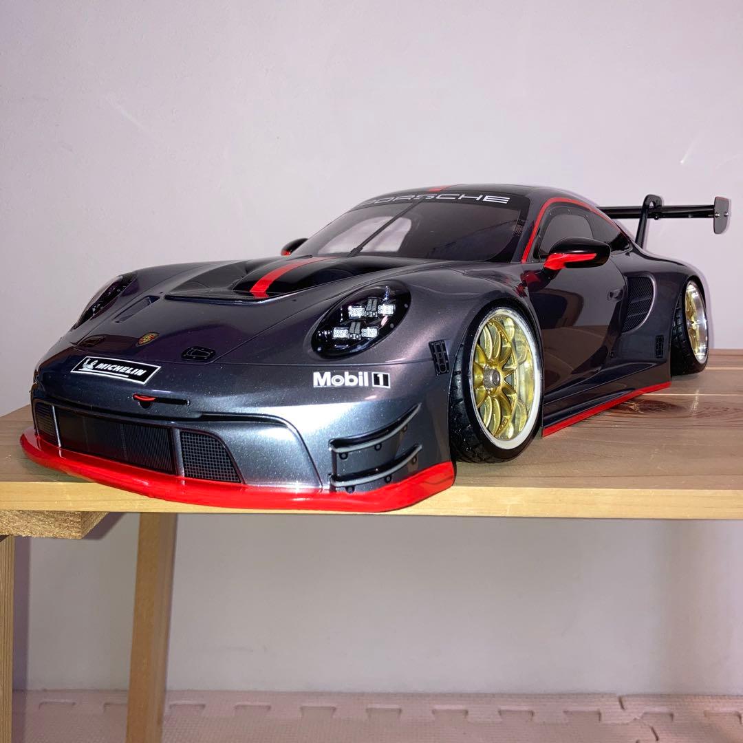 タミヤ　ポルシェ911 GT3R(992) ボディ タミヤの新作キット「ポルシェ 911 GT3 RS（992）」をキットレビュー