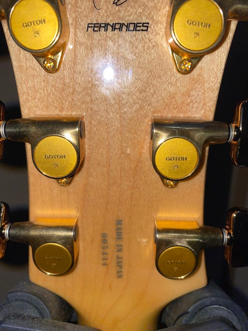 hideギターサイケモデル ワンタッチスタンド、新品弦、オーナー