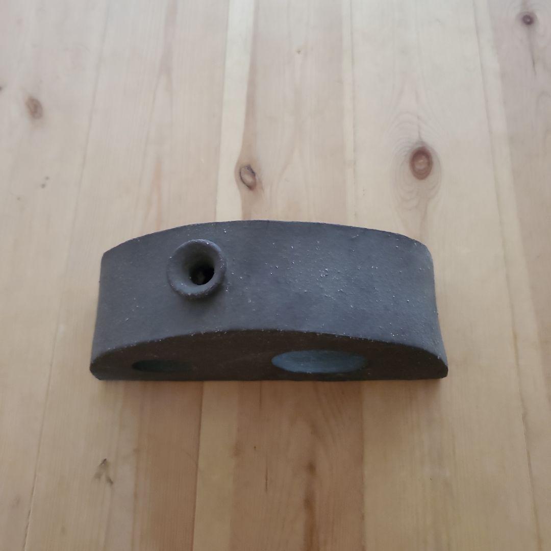 ダークグレーの抽象花器、一輪挿し　和風　床の間