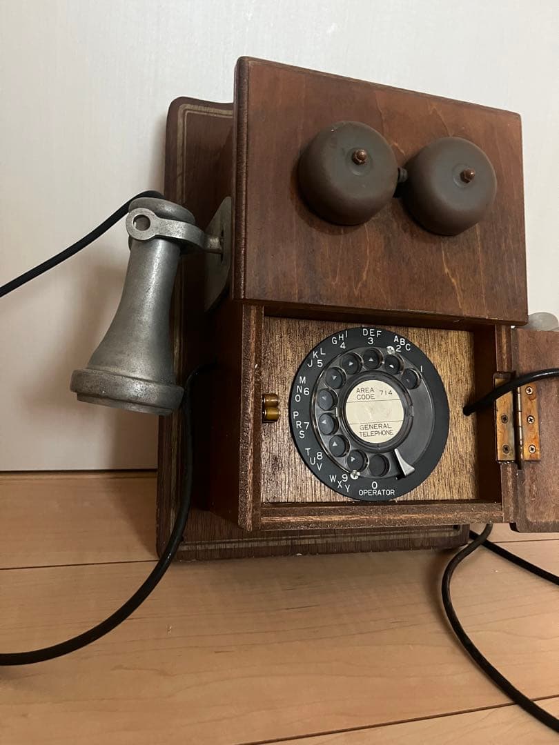 激レア！】デルビル磁石式壁掛け電話機（電話機として使えると思います
