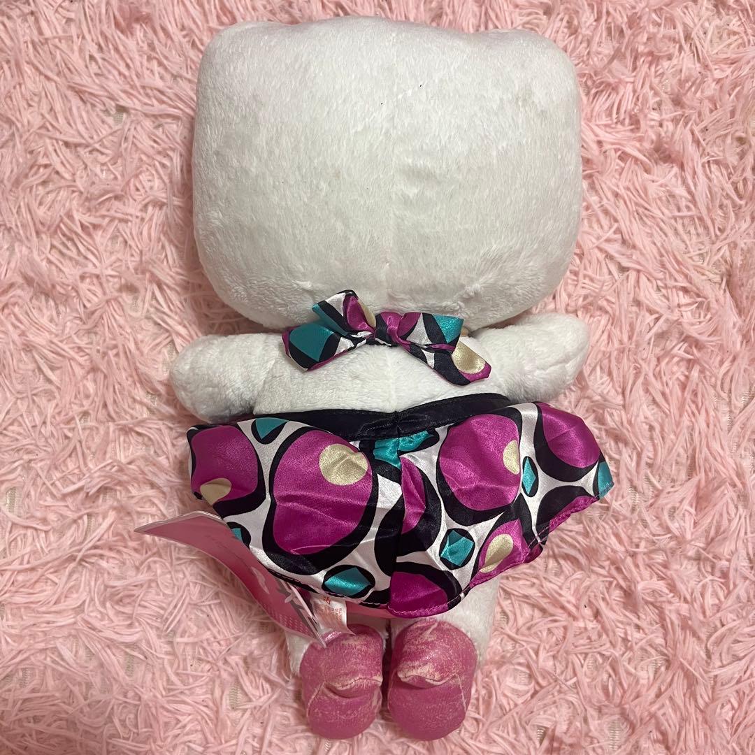 ハローキティ× Momoberry ぬいぐるみ