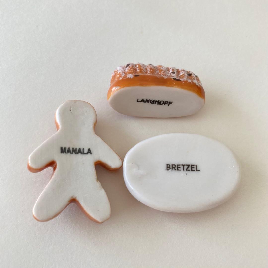 アルザス伝統菓子のフェーヴ10個セット　フランス雑貨　ミニチュア　陶器