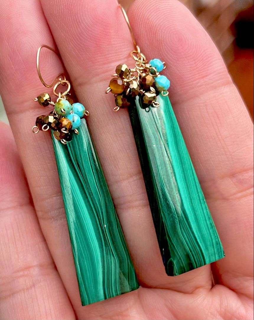 14kgfマラカイトのロングピアスです マラカイトピアス / 14KGF | iichi 日々の暮らしを心地よくする