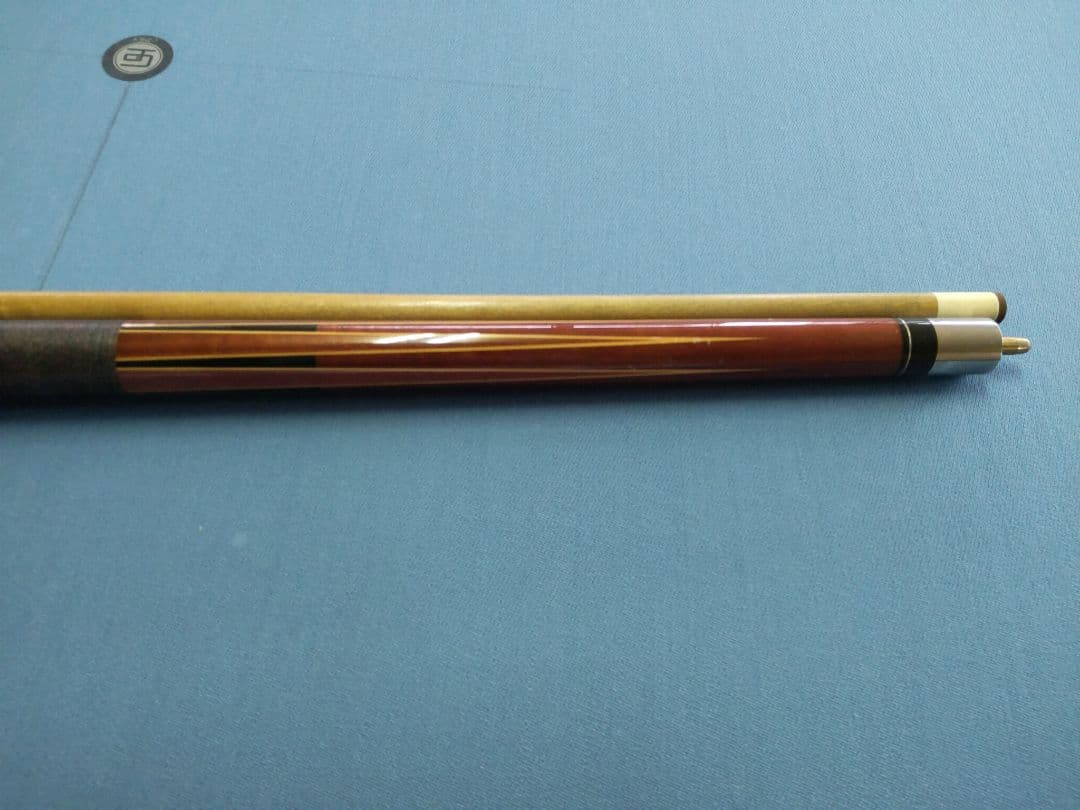 ルカシー ビリヤードキュー