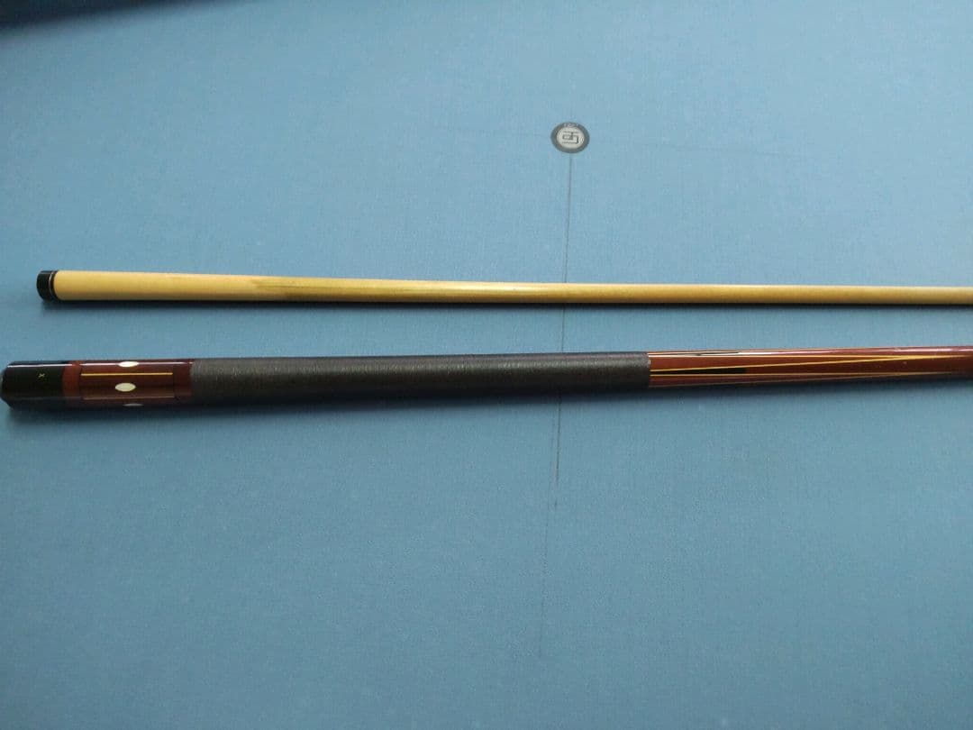 ルカシー ビリヤードキュー