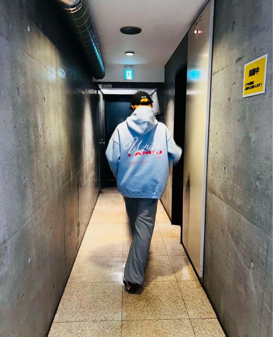 中島健人 I AM:U FC限定グッズ パーカー ライトブルー - メルカリ