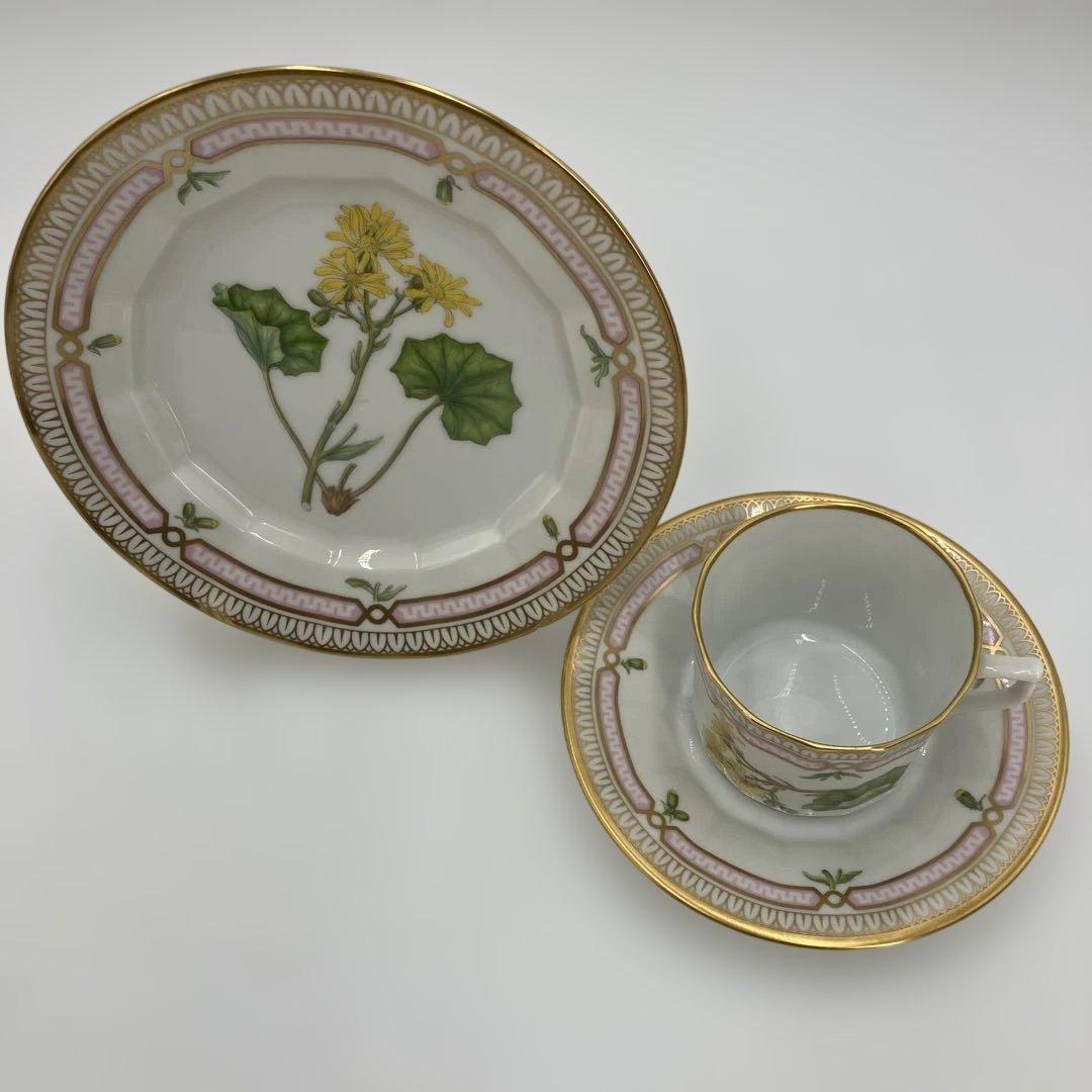 【希少】 ロイヤルコペンハーゲン　 キリン10周年記念 『フローラヤポニカ』