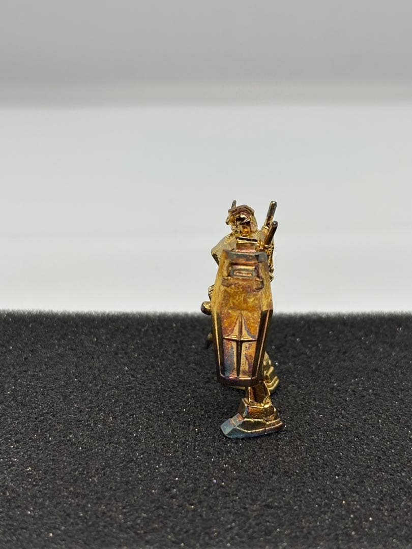 レア】 純金ガンダム セブン 非売品 - メルカリ