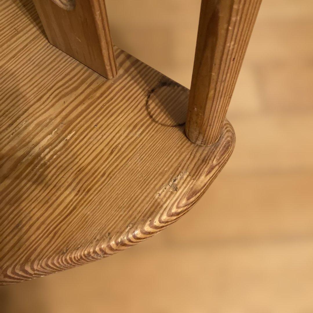 コーナー木製三角シェルフ 収納バスケット付き