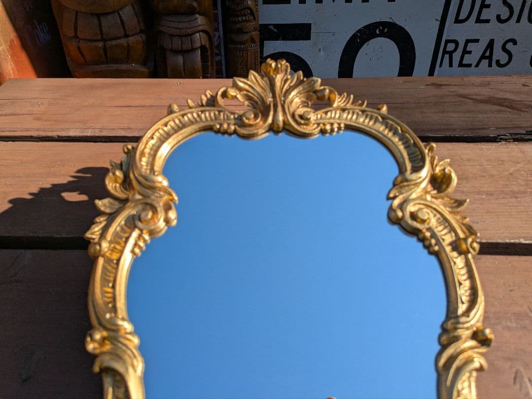 装飾的な壁掛け鏡　イタリア ミラー ゴールド アンティーク ロココ イサス