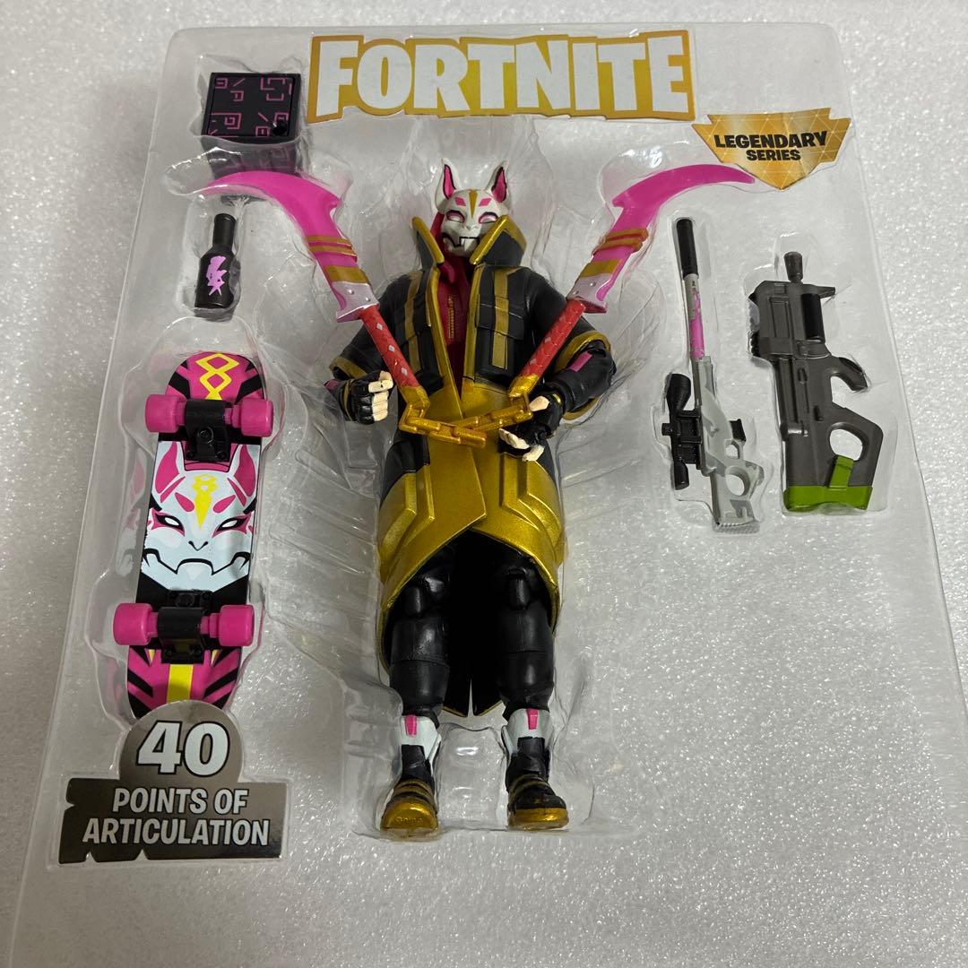 Fortnite Drift フィギュア 8ピース 40ポイント - メルカリ