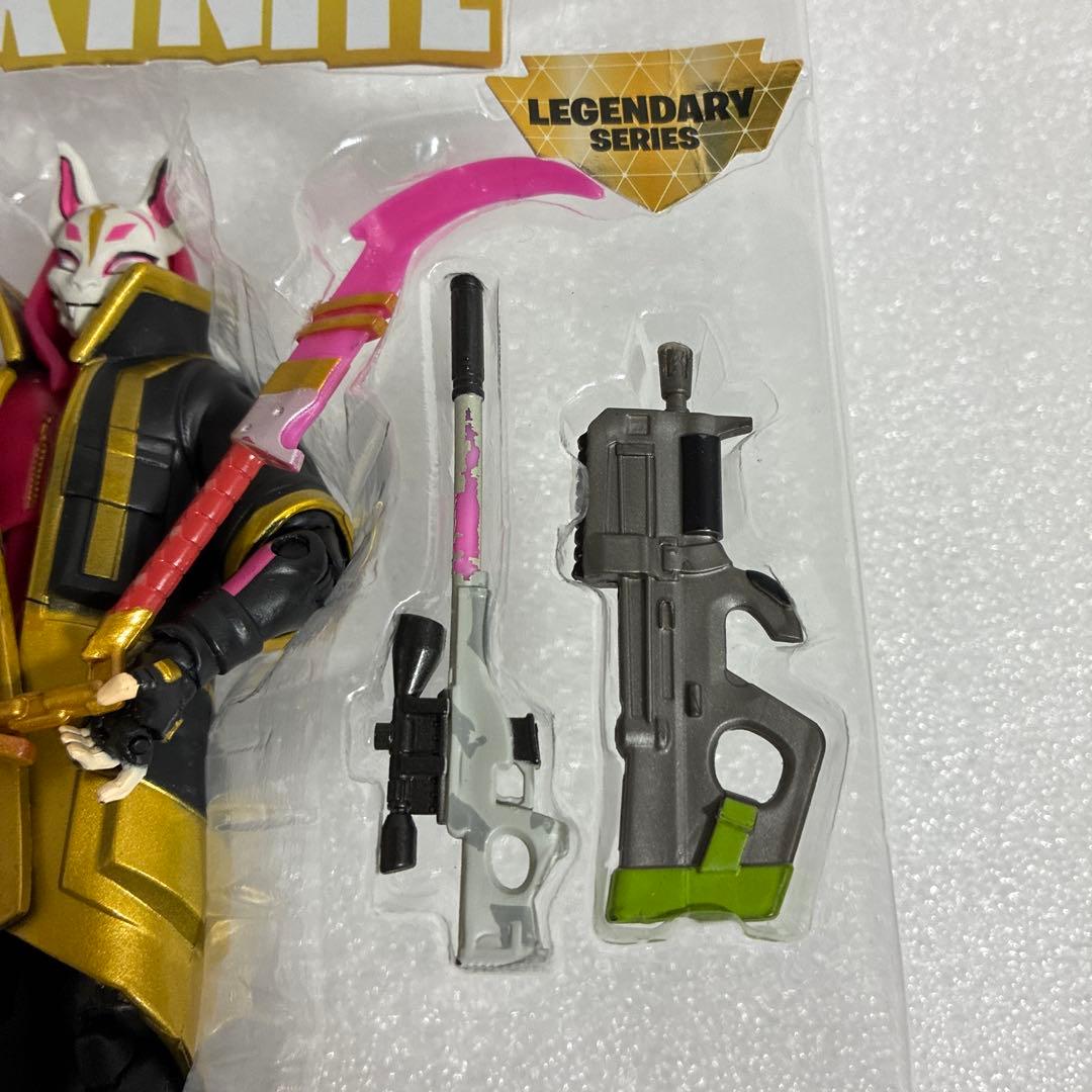 Fortnite Drift フィギュア 8ピース 40ポイント - メルカリ