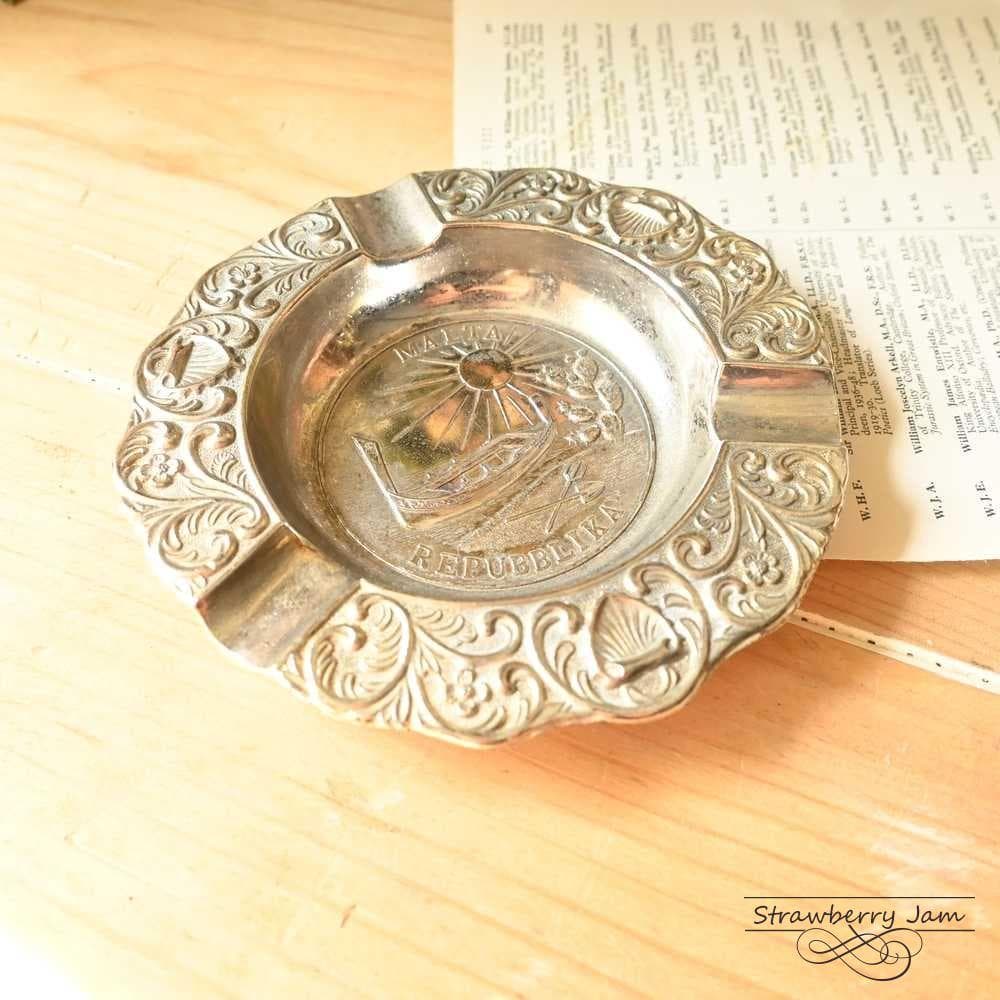 L3710-213 送料込！ 英国アンティーク アッシュトレイ タバコ皿