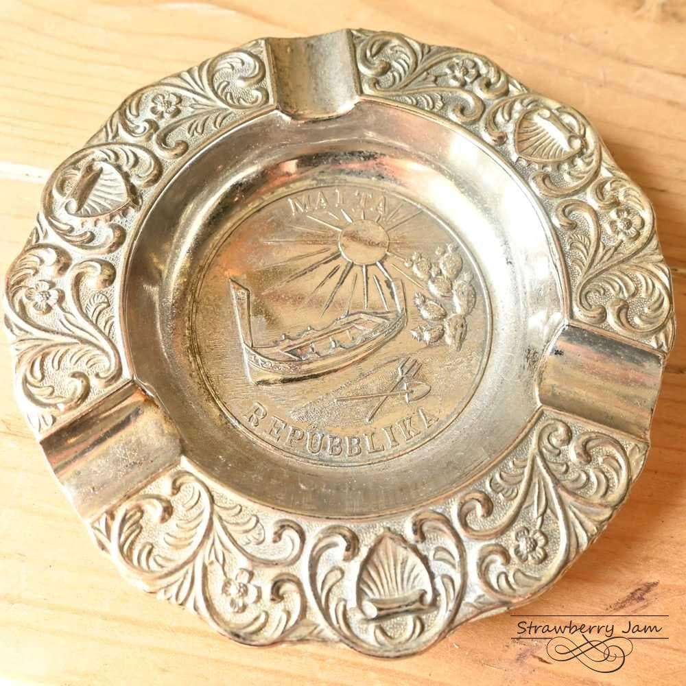 L3710-213 送料込！ 英国アンティーク アッシュトレイ タバコ皿