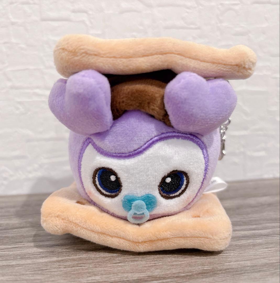 TWICE サナ サブリー スモア風バッグチャーム - メルカリ