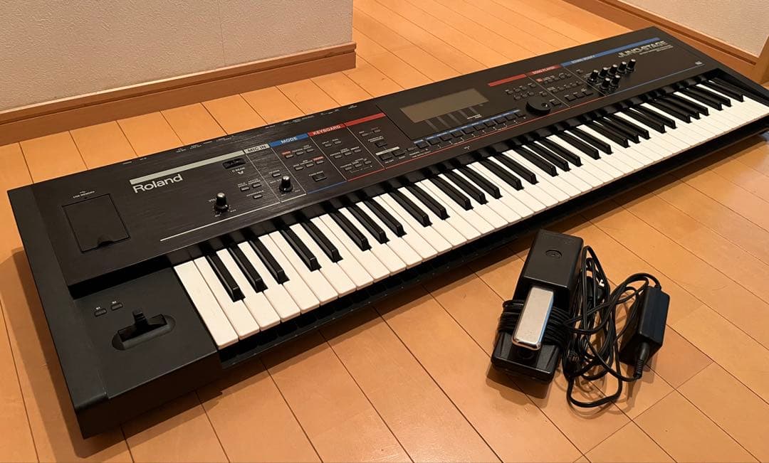 Roland Juno-Stageシンセサイザー 76鍵盤 - メルカリ