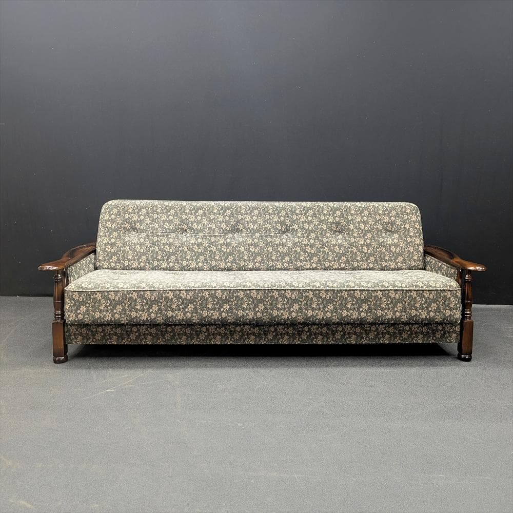 カリモク　コロニアル　ソファーベット　トリプルソファ　三人掛け　リビング　ベット