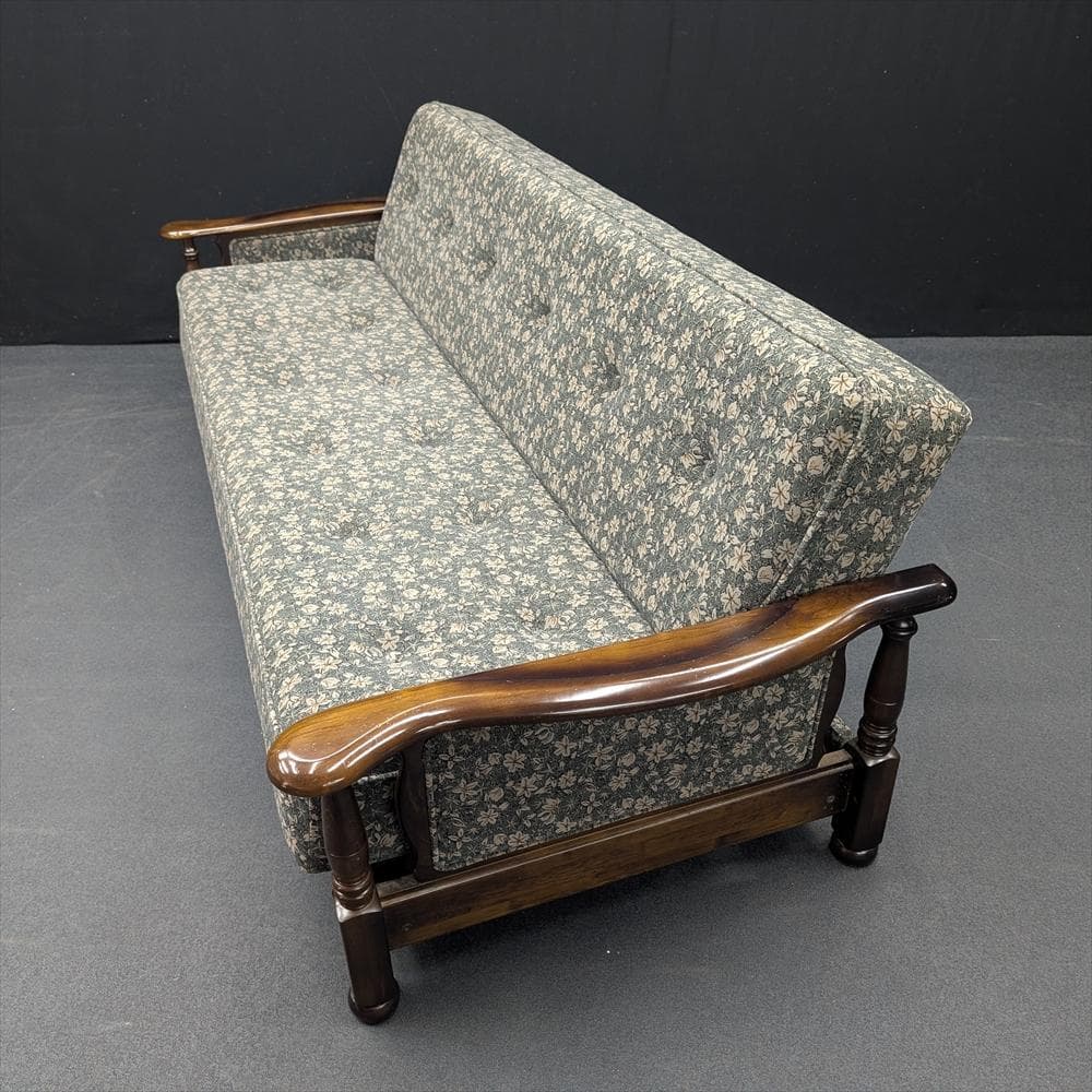 カリモク　コロニアル　ソファーベット　トリプルソファ　三人掛け　リビング　ベット