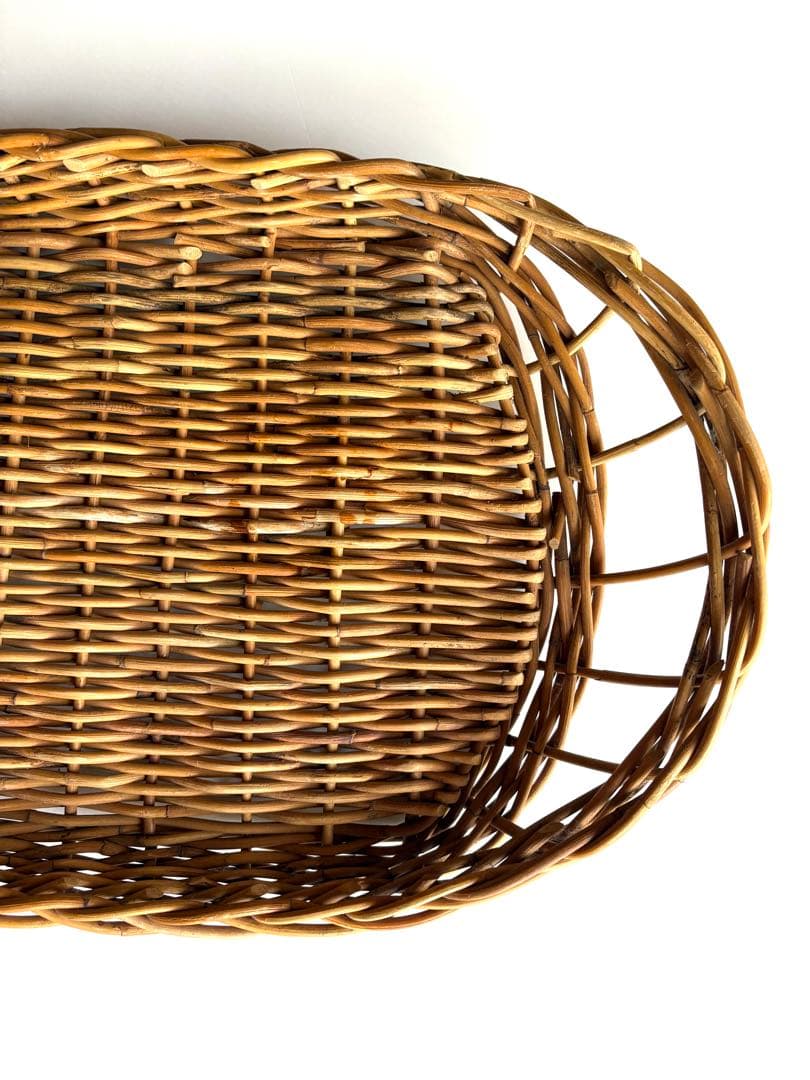 蚤の市購入】ラタンの大きなトレイ 暮らしの道具 カゴアミドリ 古道具