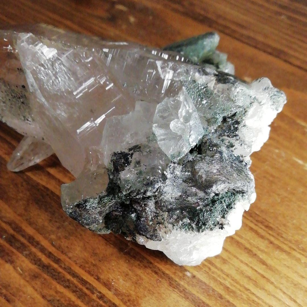 ガネーシュヒマール産　ヒマラヤ水晶原石