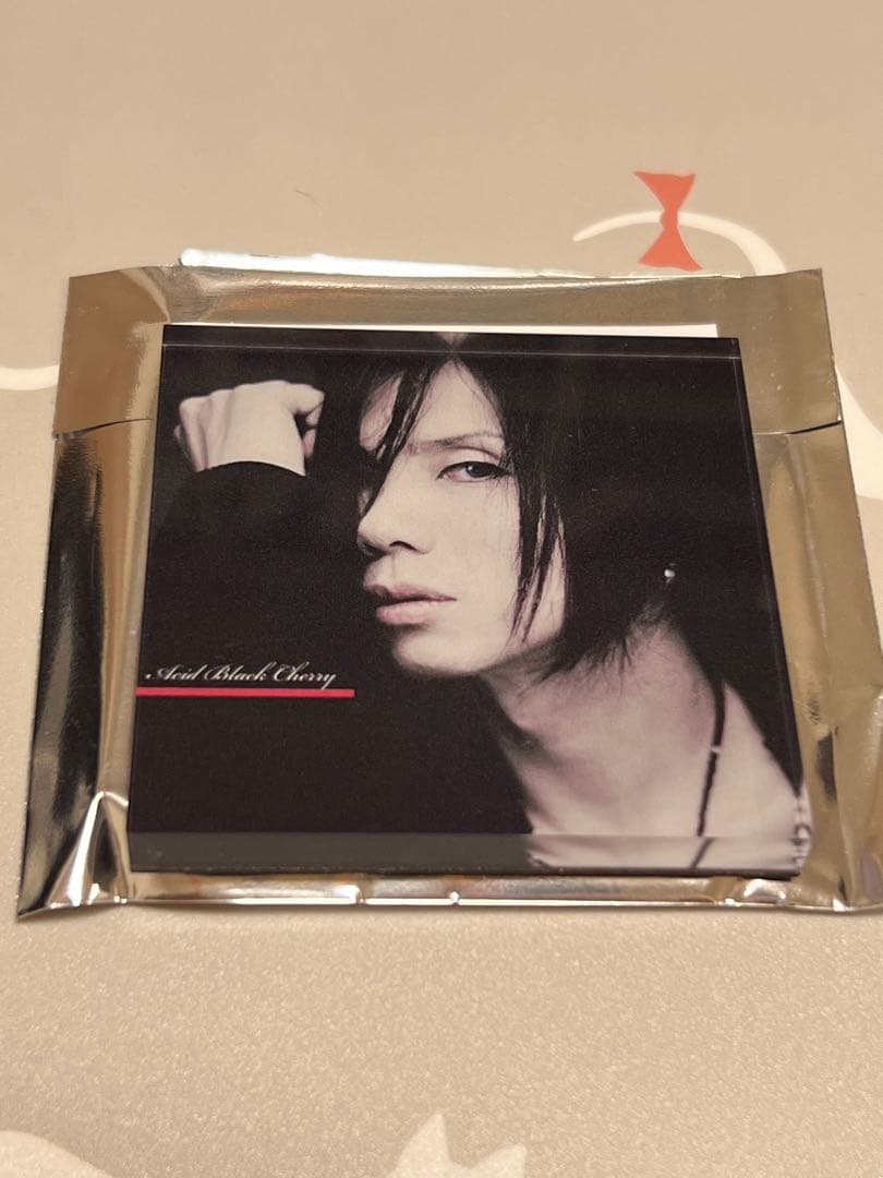 Acid Black Cherry アクリルマグネット 優しい嘘 - メルカリ