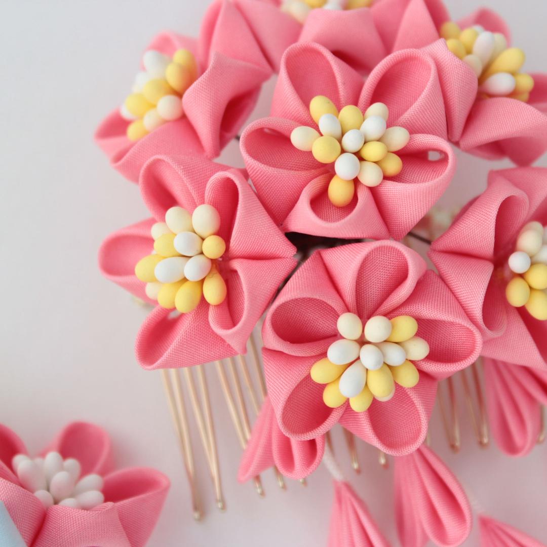 髪飾り つまみ細工 可憐《受注制作》