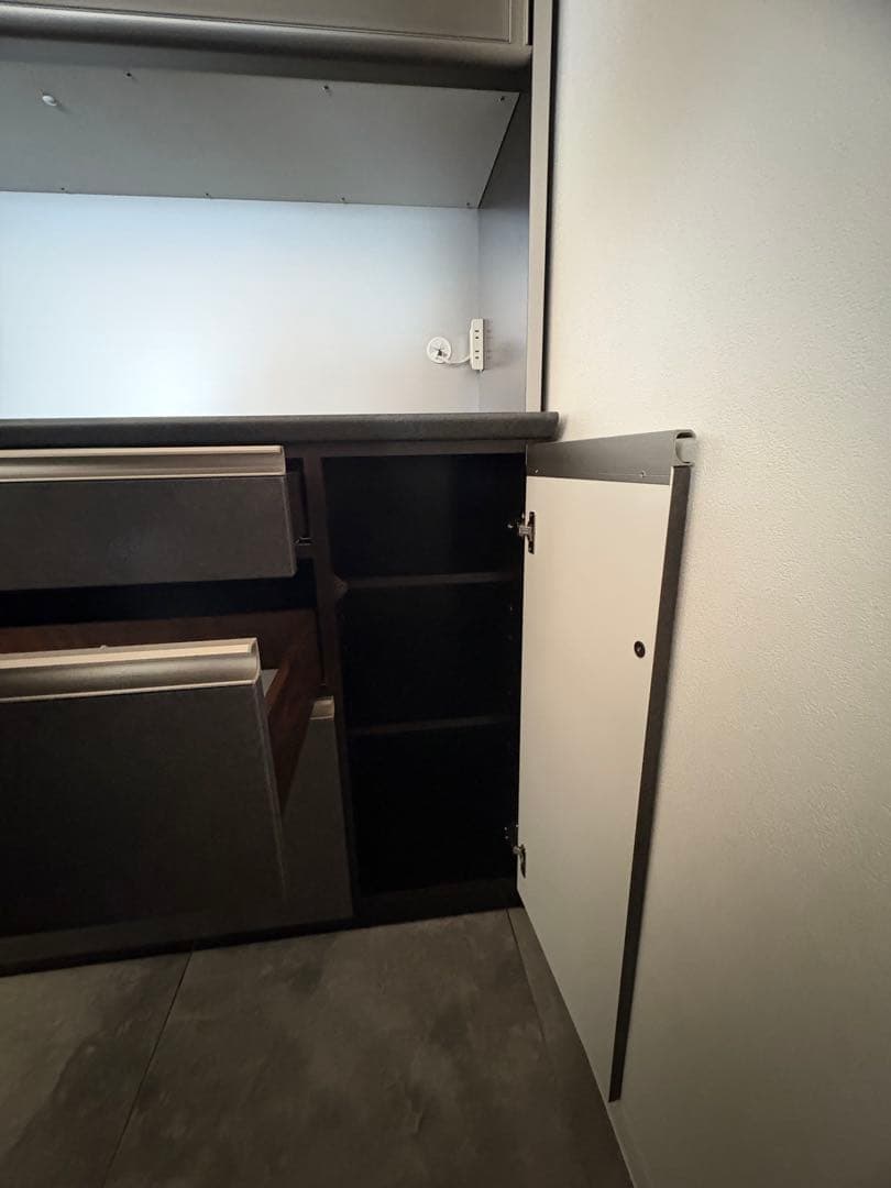 松田家具　ガウディ　食器棚　大塚家具