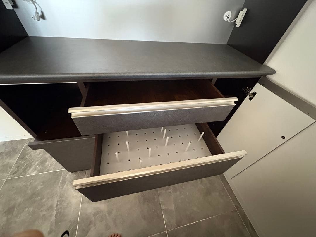 松田家具　ガウディ　食器棚　大塚家具