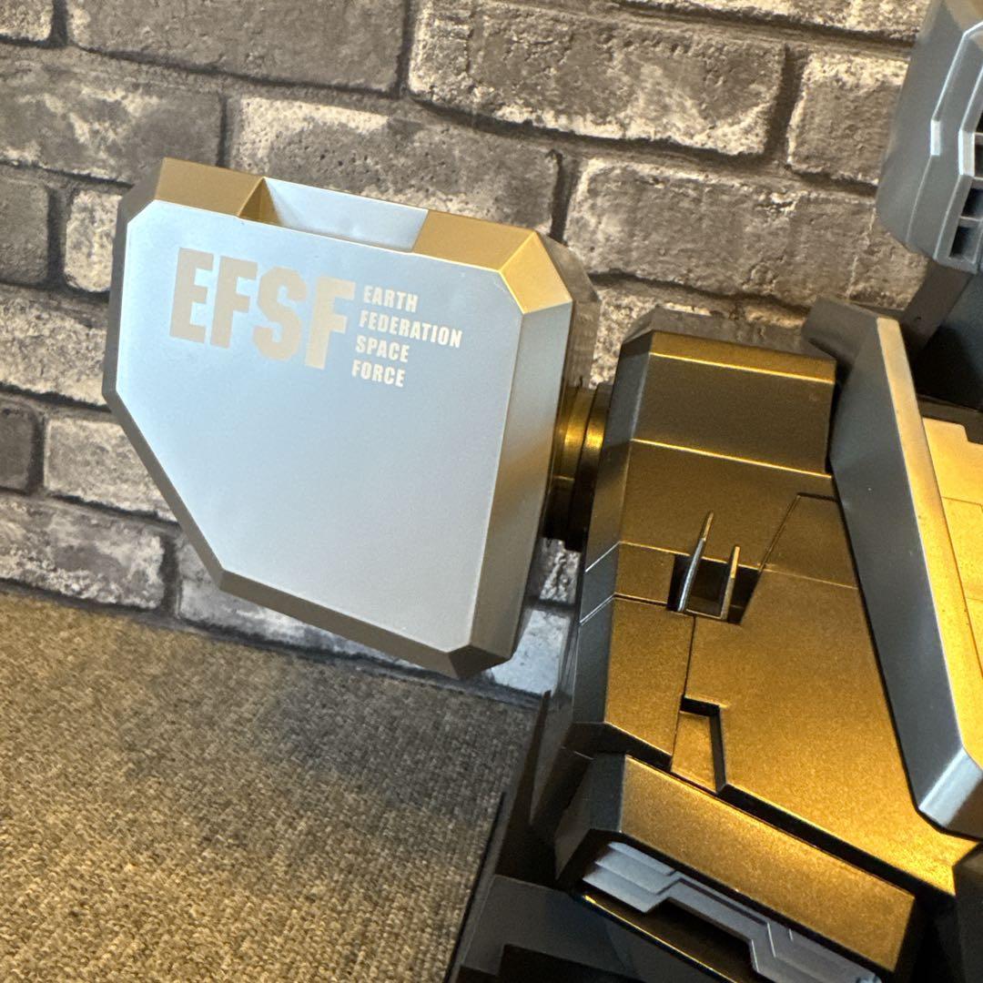 MFセレクション RX-78-2 ガンダム胸像ディスプレイケース - メルカリ