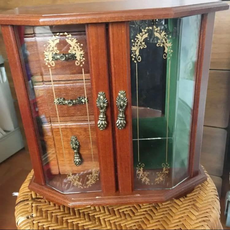 アンティーク風　オルゴール　アクセサリーケース