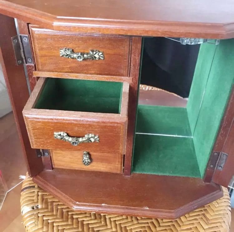 アンティーク風　オルゴール　アクセサリーケース