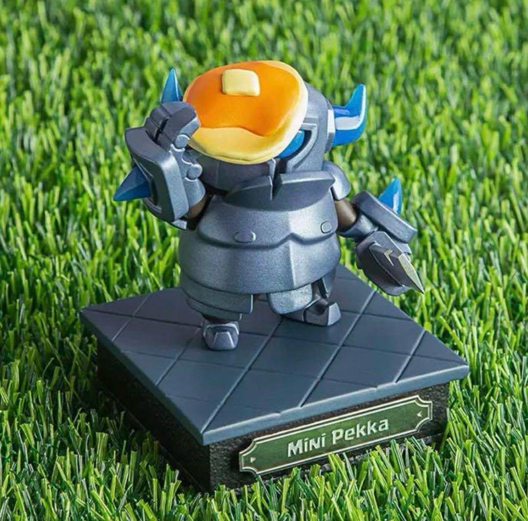 クラロワ ミニペッカ フィギュア クラッシュロワイヤル - メルカリ